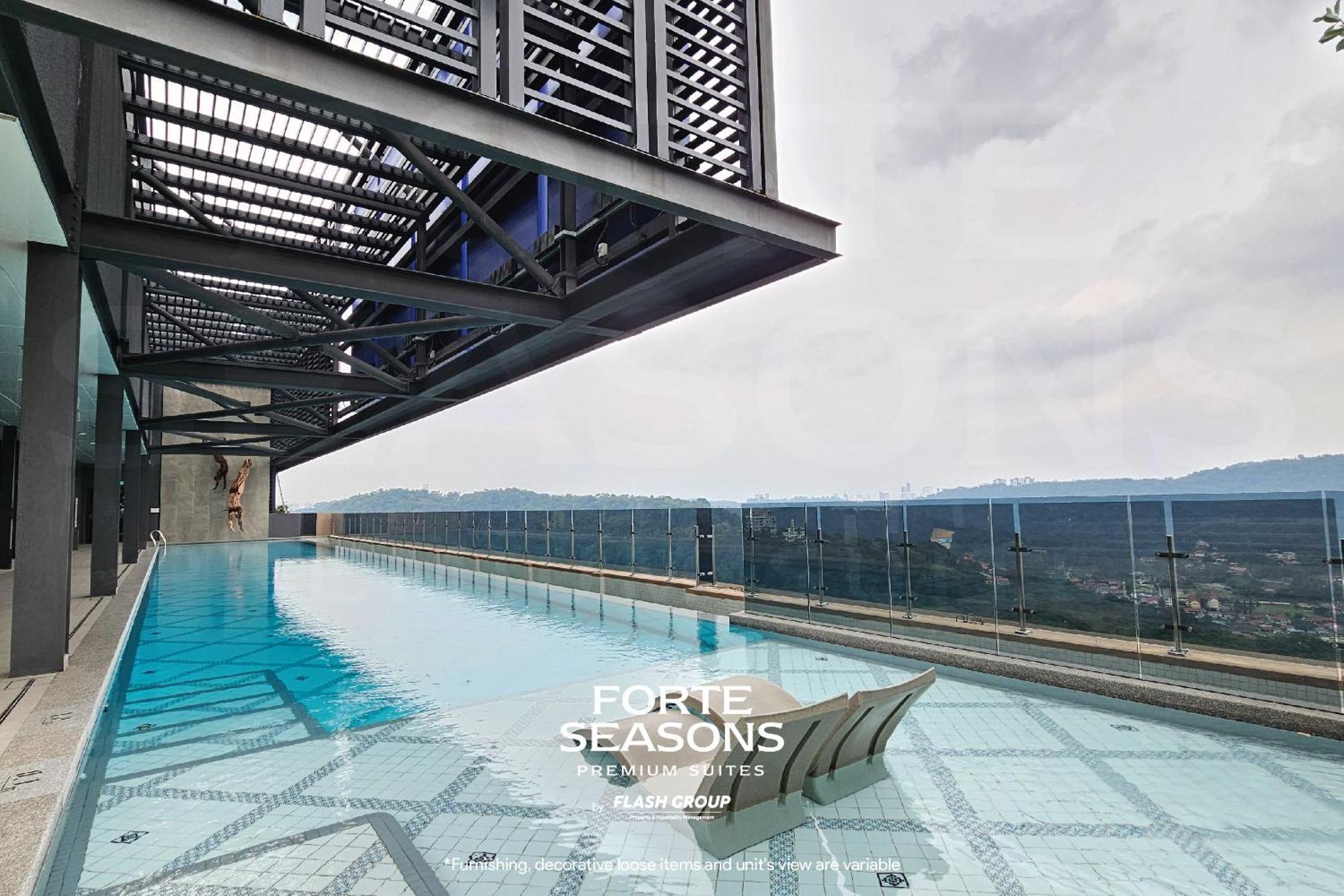 Forte Seasons Mossaz Premium Suites Петалінг-Джая Екстер'єр фото